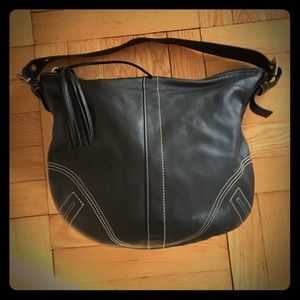 Authentic Coach Hampton medium tote with tassel